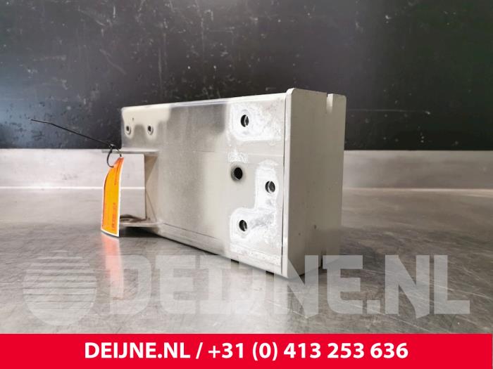 Volvo XC90 Chassisbalk voor O30822