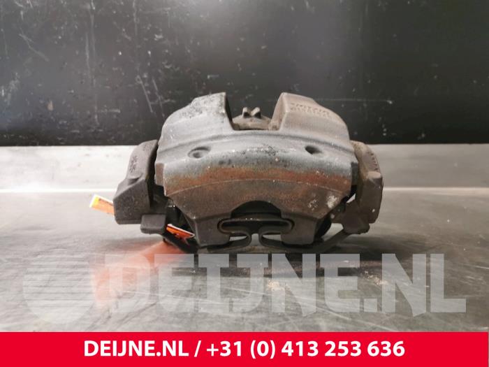 Volvo XC90 Front brake calliper, right O30848