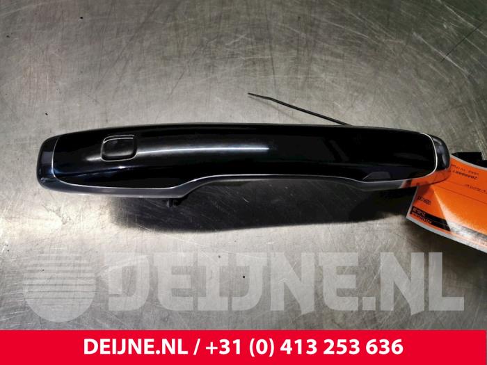 Volvo V90 Rear door handle 4-door, right O30860