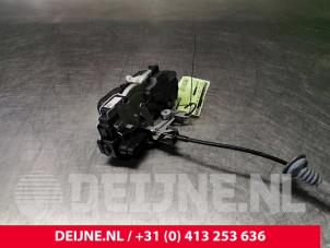 Volvo V90 Deurslot Mechaniek 4Deurs links-voor O30868 foto 2