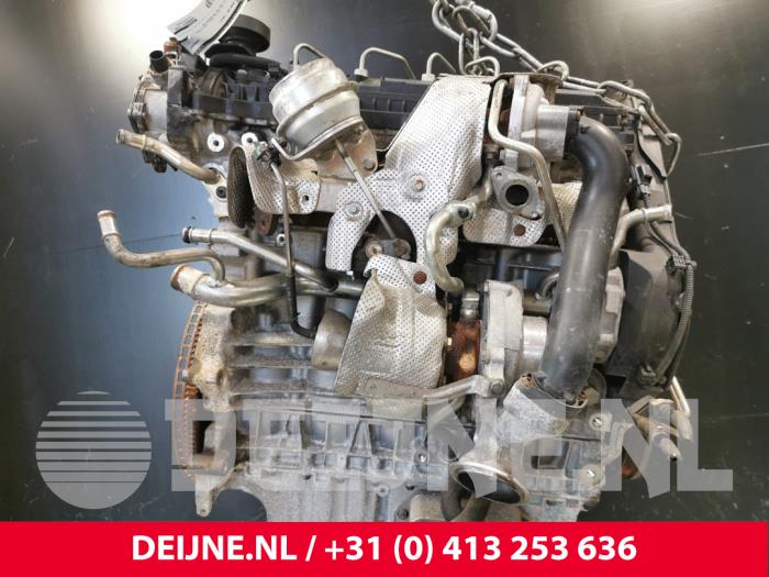Motor van een Volvo XC60 I (DZ) 2.4 D3/D4 20V AWD 2012
