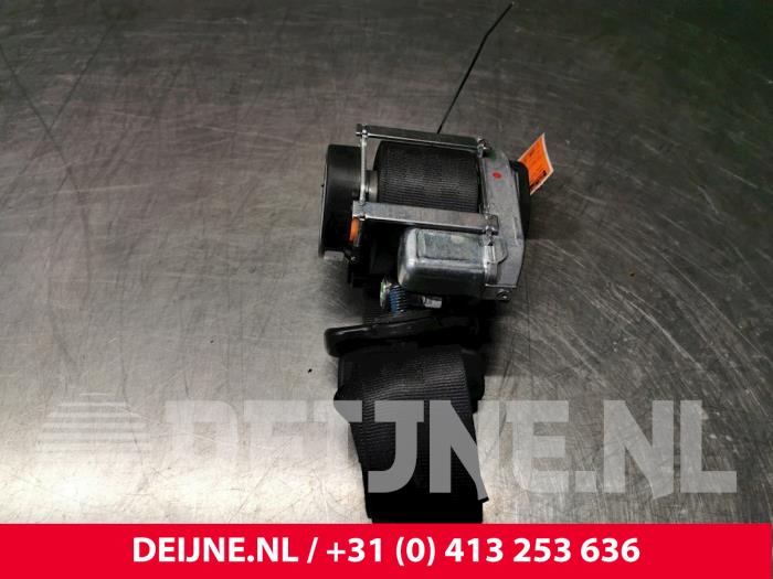 Volvo V60 Veiligheidsgordel links-achter O31107
