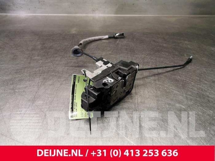 Volvo XC90 Deurslot Mechaniek 4Deurs rechts-voor O31174