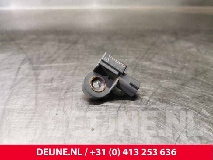 Volvo V40 Airbag-Sensor O31181