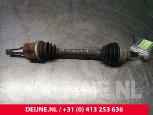 Volvo V50 Front drive shaft, left O31217 photo 3