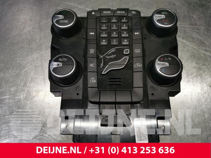 Volvo V40 Kachel Bedieningspaneel O31237