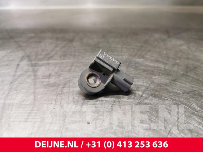 Volvo V40 Airbag-Sensor O31285