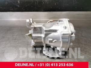Volvo XC60 Tussenbak 4x4 O31389 foto 2