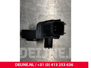 Volvo V40 Airbag sensor O31657 photo 3