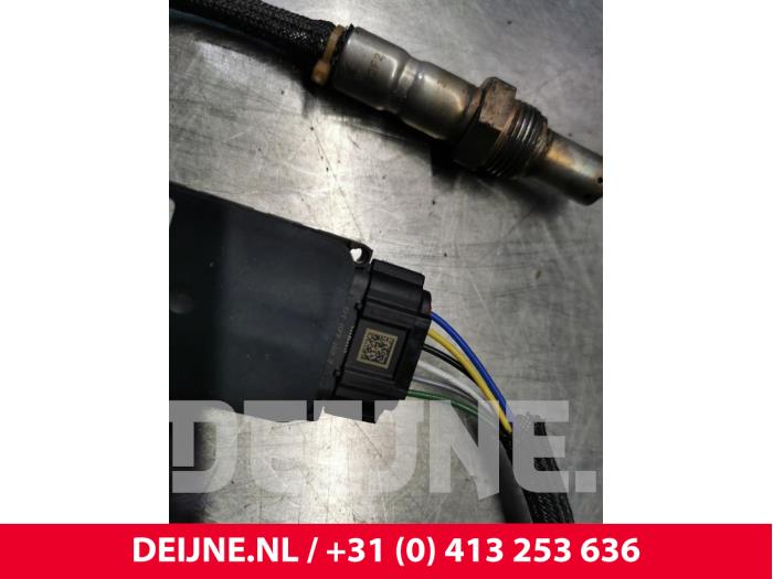 Lambda Sonde van een Volvo XC90 II 2.0 D5 16V AWD 2019