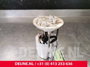 Gebruikte Tank element Pomp Volvo V60 I (FW/GW) 2.4 D6 20V Plug-in Hybrid AWD Prijs € 50,00 Margeregeling aangeboden door van Deijne Onderdelen Uden B.V.