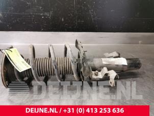 Volvo V60 Stoßdämpferstrebe rechts vorne O31792 foto 2