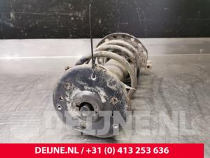 Volvo V60 Stoßdämpferstrebe rechts vorne O31792 foto 3