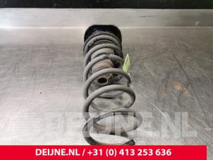 Volvo V60 Schroefveer achter O31800 foto 3