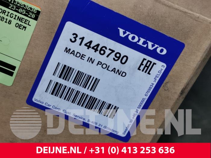 VOLVO XC40 achterlicht links origineel OE 31446790