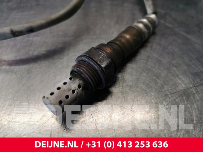 Lambda Sonde van een Volvo V70 (SW) 2.4 20V 140 2001