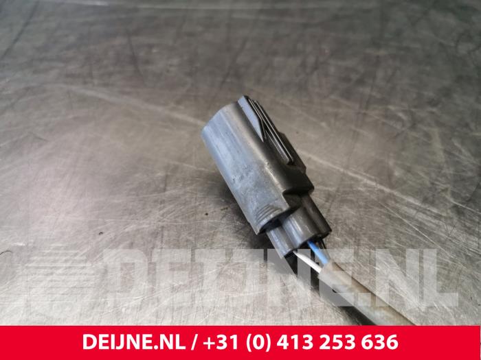 Lambda Sonde van een Volvo V70 (SW) 2.4 20V 140 2001
