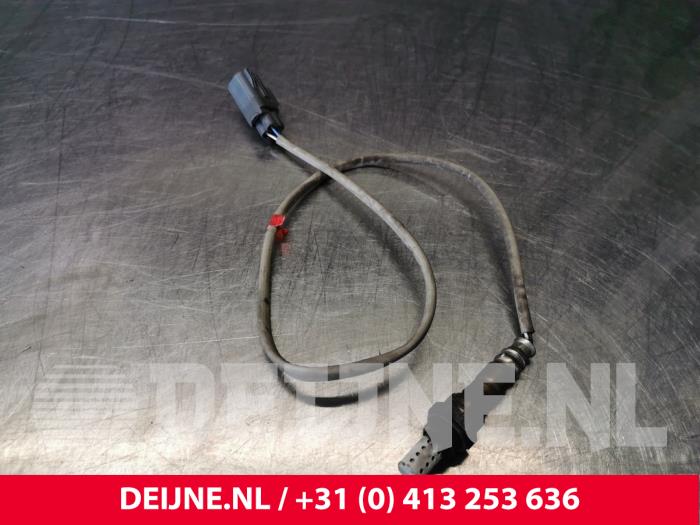 Lambda Sonde van een Volvo V70 (SW) 2.4 20V 140 2001