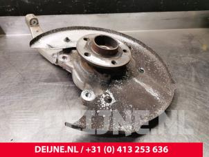 Gebruikte Asschenkel links-voor Volvo XC90 II 2.0 D5 16V AWD Prijs € 400,00 Margeregeling aangeboden door van Deijne Onderdelen Uden B.V.