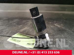 Volvo XC90 Windscreen washer pump O31964 photo 2