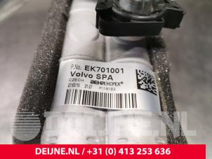 Volvo XC90 Heating radiator O31967 photo 3