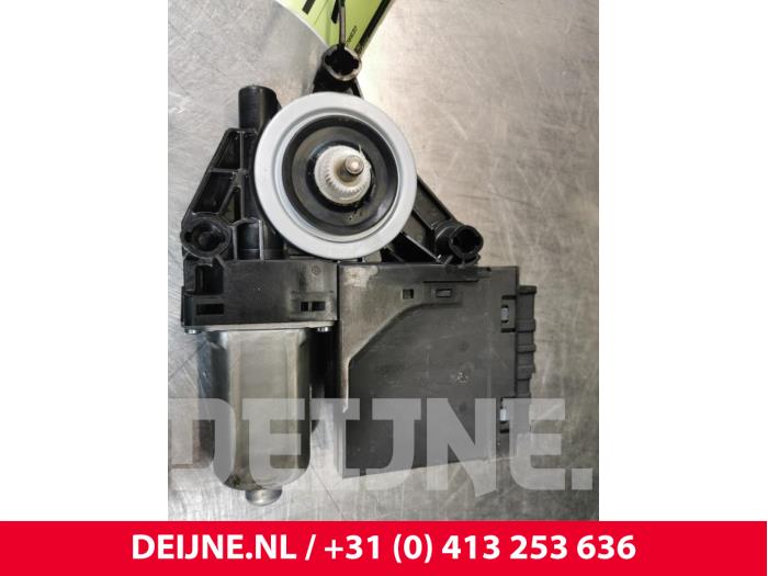Volvo XC90 Raammotor Portier O32007