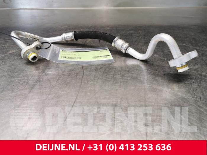 Volvo XC90 Klima Leitung O32073