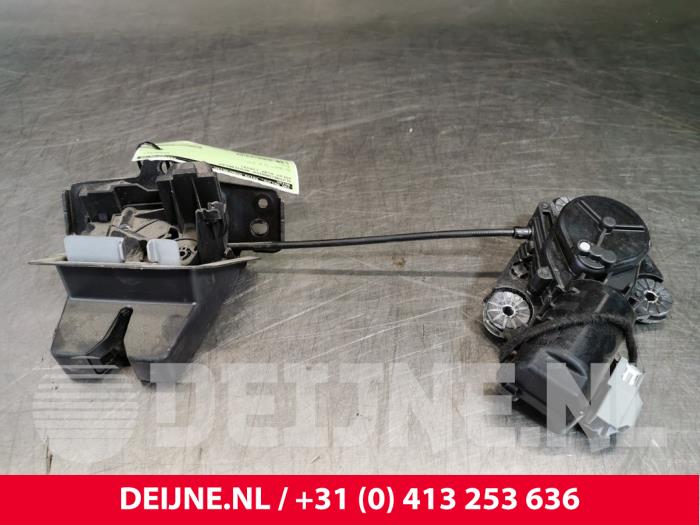 Volvo XC40 Schließmechanik Heckklappe O32122