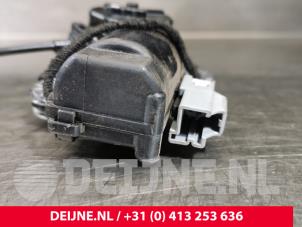 Volvo XC40 Slotmechaniek Achterklep O32122 foto 3