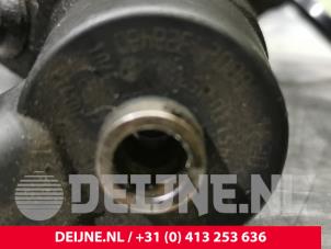 Volvo V50 Injector (diesel) O32172 photo 3