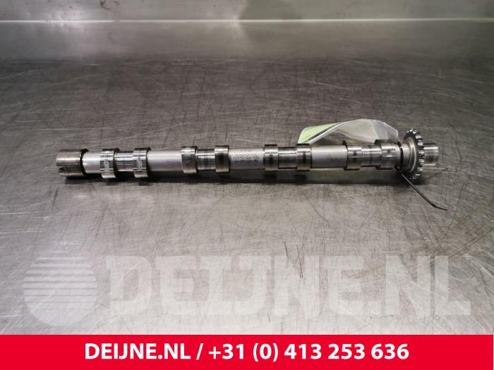 Volvo V70 Camshaft O32257