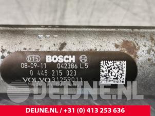 Volvo V70 Einspritzdüse (Einspritzer) O32265 foto 2