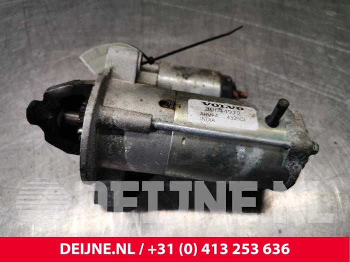 Gebruikte Startmotor Volvo V40 (MV) 1.6 D2 Prijs € 20,00 Margeregeling aangeboden door van Deijne Onderdelen Uden B.V.