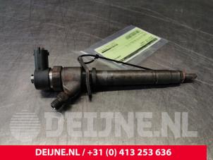 Volvo V70 Injector (diesel) O32330 photo 2