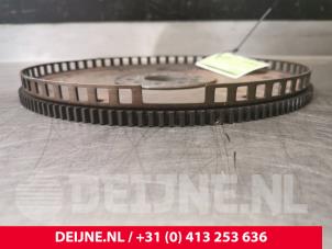 Gebruikte Starterkrans Volvo XC60 I (DZ) 2.4 D5 20V 205 AWD Prijs € 40,00 Margeregeling aangeboden door van Deijne Onderdelen Uden B.V.