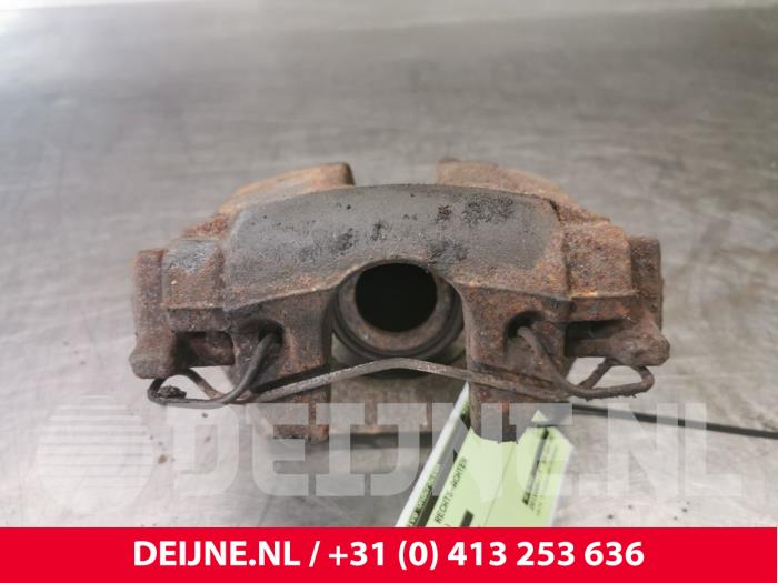 Volvo XC90 Remklauw (Tang) rechts-achter O32498