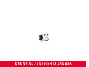 Nieuwe Pomp Airco Mercedes Sprinter Prijs € 233,53 Inclusief btw aangeboden door van Deijne Onderdelen Uden B.V.