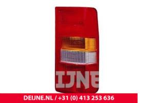 Nieuwe Achterlicht rechts Peugeot Expert Prijs € 29,04 Inclusief btw aangeboden door van Deijne Onderdelen Uden B.V.