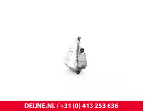 Mercedes Sprinter Headlight, right O9990000189 photo 2