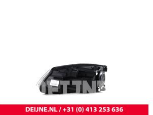 Volkswagen Caddy Headlight, right O9990000200 photo 4
