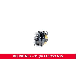 Volkswagen Transporter Mistlamp links-voor O9990000221 foto 2