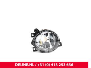 Nieuwe Mistlamp rechts-voor Volkswagen Transporter Prijs € 35,09 Inclusief btw aangeboden door van Deijne Onderdelen Uden B.V.