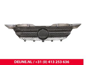 Mercedes Sprinter Grille O9990000106 photo 4