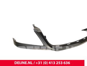 Mercedes Sprinter Grille Lijst O9990000113 foto 2