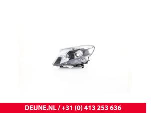 Nieuwe Koplamp links Mercedes Vito Prijs € 145,20 Inclusief btw aangeboden door van Deijne Onderdelen Uden B.V.