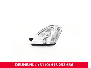Nieuwe Linker Koplamp Iveco Daily Prijs € 159,72 Inclusief btw aangeboden door van Deijne Onderdelen Uden B.V.