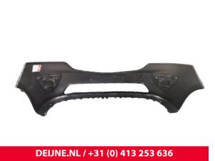 Opel Vivaro Front bumper O9990000040 photo 2