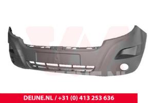 Renault Master Voorbumper O9990000059 foto 4