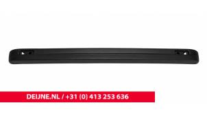 Renault Trafic Stoßstange hinten O9990000393 foto 4