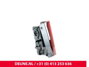Opel Vivaro Achteruitrijlicht rechts O9990000463 foto 4
